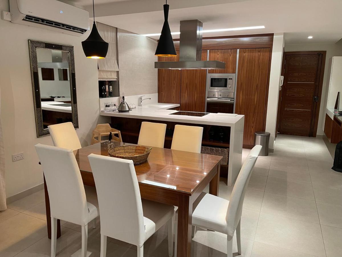 Deluxe Apartment With Pool In The Heart Of St Pauls Bay 세인트폴스베이 외부 사진
