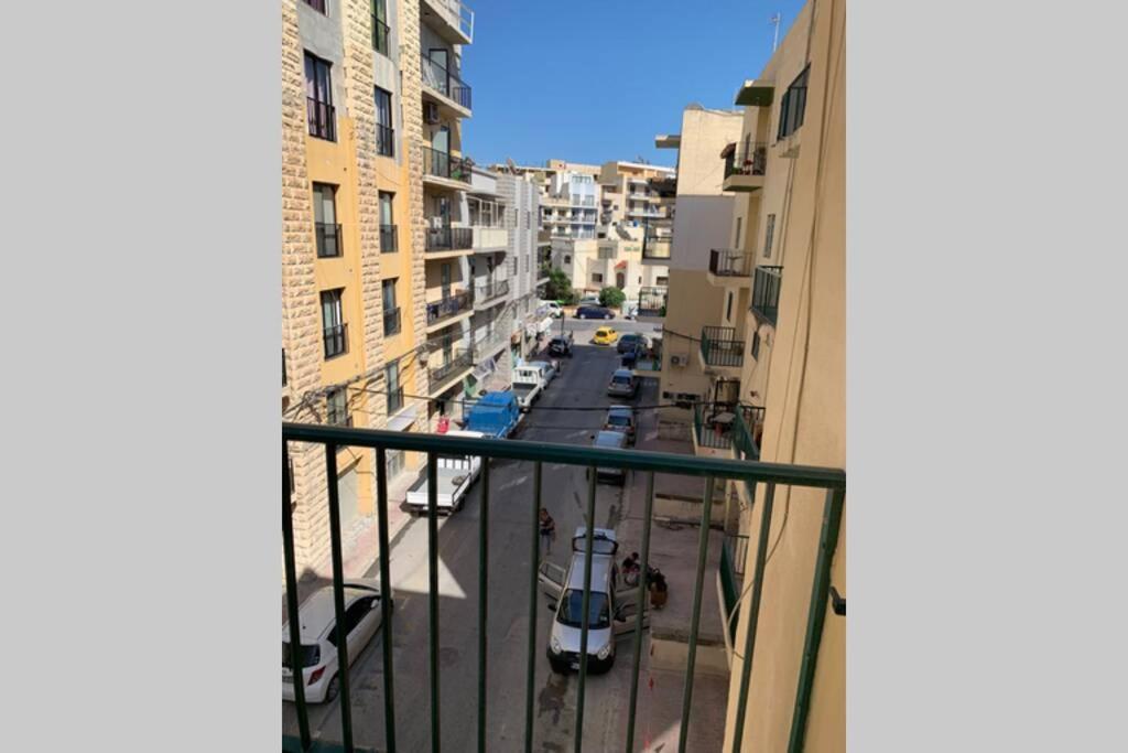 Deluxe Apartment With Pool In The Heart Of St Pauls Bay 세인트폴스베이 외부 사진