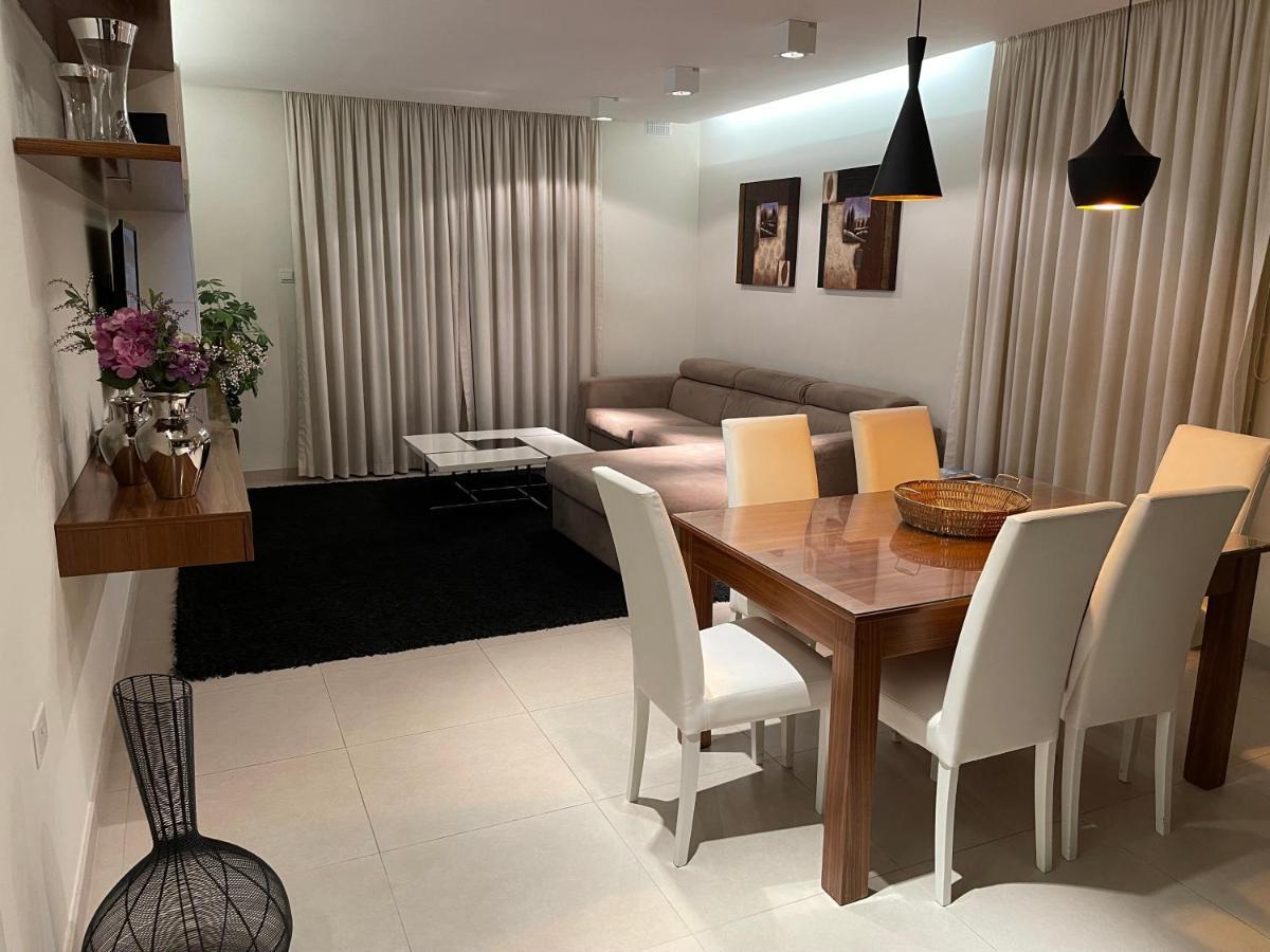 Deluxe Apartment With Pool In The Heart Of St Pauls Bay 세인트폴스베이 외부 사진